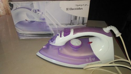 Plancha Para Ropa, Electrolux.