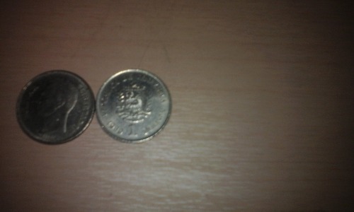 Moneda De 1 Y 2 Bolivares De Coleccion .