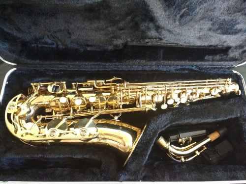 Saxofon H. Hoffer