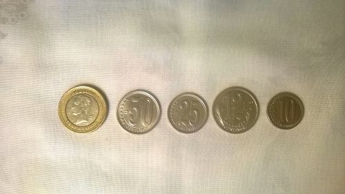 Set De 5 Monedas Bs.f