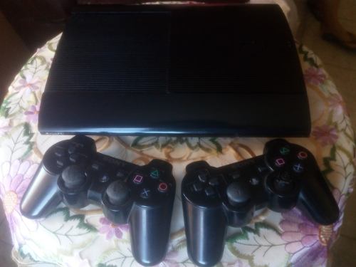 Playstation 3 Superslim De 500 Gb 2 Controles Y 26 Juegos