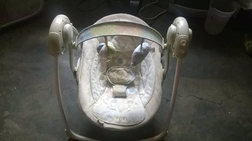 Silla Mecedora Musical De Bebe Automática Bobby