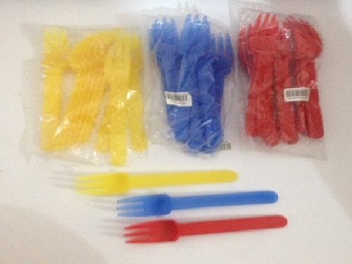 Set De 12 Tenedores Plasticos