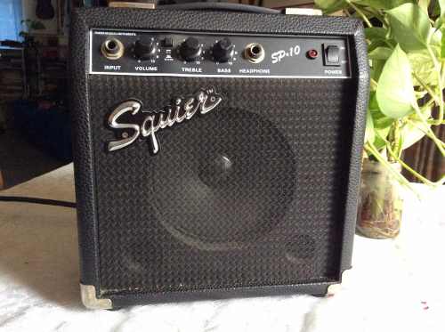 Amplificador De Guitarra Squier Sp10