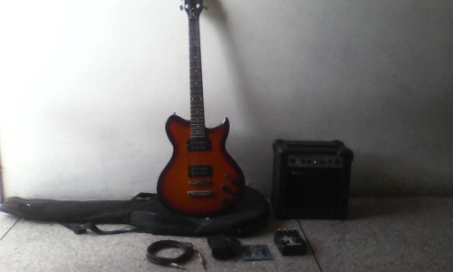 Guitarra Electrica Washburn Wi14 (usada)