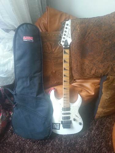 Guitarra Ibanez