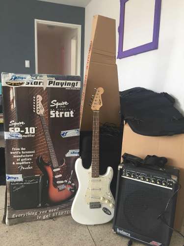 Guitarra Squier Fender Strat Con Todos Los Accesorios