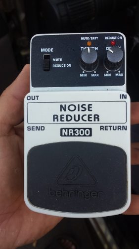 Pedal Behringer Noise Reducer