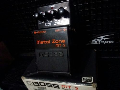 Pedal De Distorsión Boss Mt-2 Metal Zone