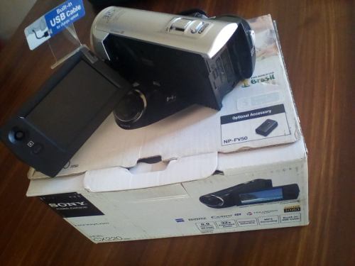Camara Sony Hdr-cx220/b High Definition Handycam Camcorder W