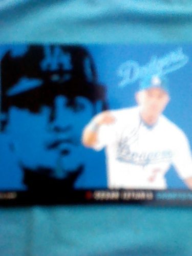 Foto Autografiada De Cesar Izturis Con Los Dodgers