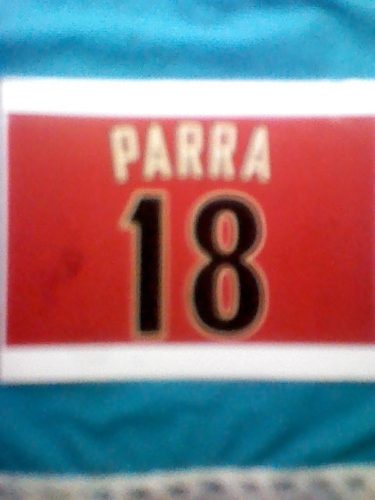 Foto Autografiada De Gerardo Parra Y Su No.18 De Camiseta