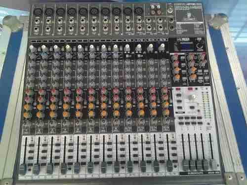 Consola Behringer Xenyx X Usb