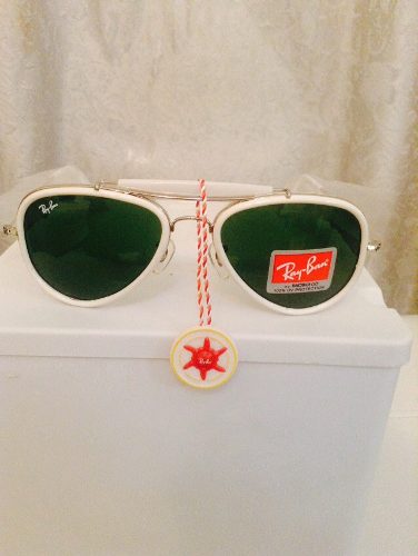 Ray Ban Aviador Macarthur Con Detalle De Almacenamiento