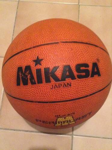 Balón De Basketbol Mikasa