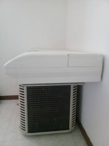 Isonic Aire Acondicionado Split 3 Ton  Btu