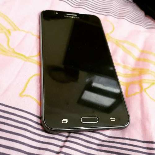 Teléfono Samsung Galaxy J7