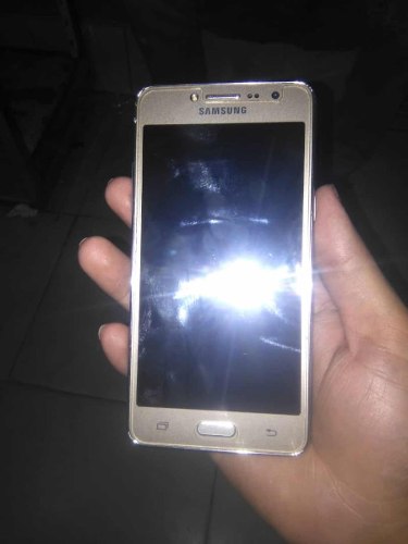 Teléfono Samsung J2 Prime Como Nuevo Cero Detalle