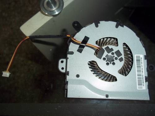 Fan Cooler Lenovo Para Laptop Ideapad S300 Y S400