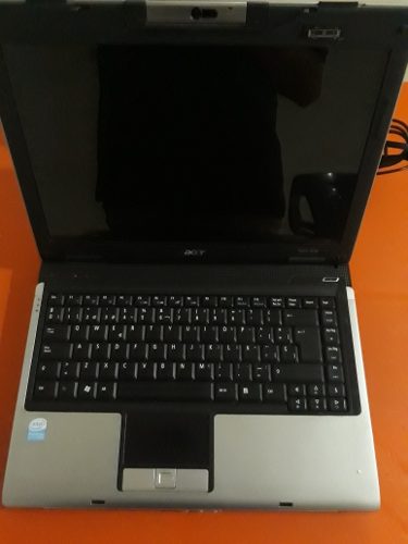 Laptop Acer Aspire z (80)