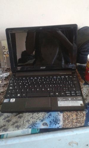 Mini Laptop Acer Aspire One D