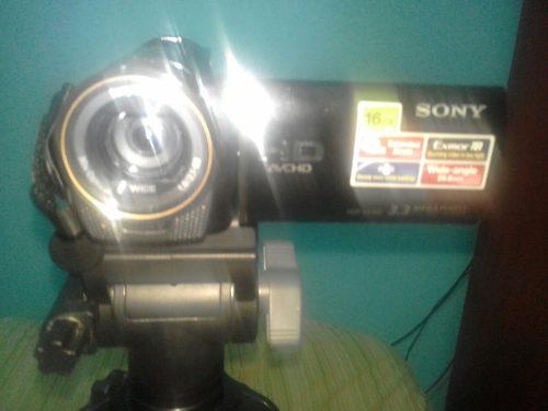 Camara Sony Handycam Con Tripoide Electrico Y Acesorios