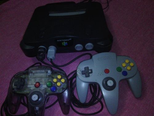 Nintendo 64 Con Sus Dos Controles