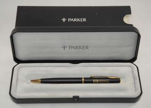 Bolígrafo Parker Negro Y Dorado, Nuevo En Su Caja