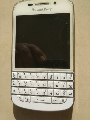 1 Telefono Q10 Color Blanco Con Whatsapp Liberado