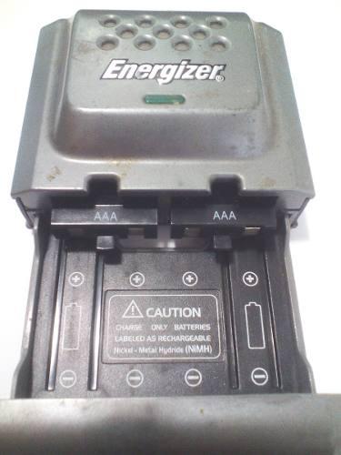 Cargador Portátil Energizer Para Baterías Aa/aaa, Usado