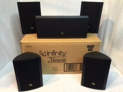 Cornetas Home Theater (remato) Marca: Infinity