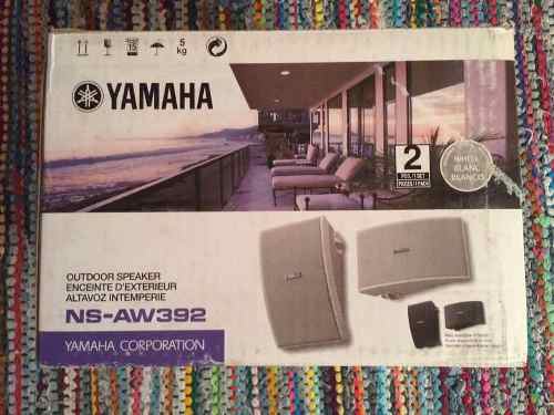 Cornetas Yamaha Para Exteriores Ns-aw392 Blancas 120w