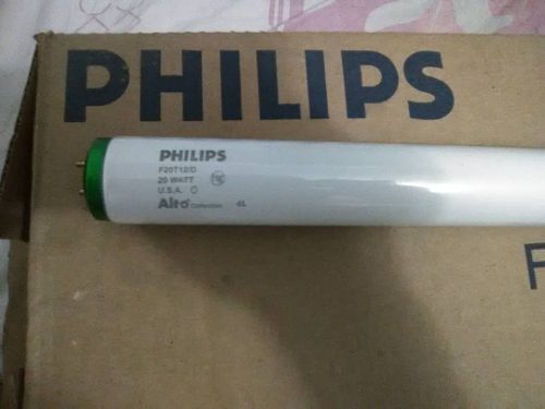 Bombillos Fluorescentes Philips 20w Caja