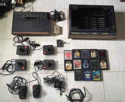 Consola Atari 2600 (completa)