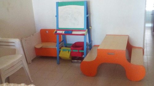 Mobiliario Infantil, Pizarra, Silla Y Mesa Para Niños