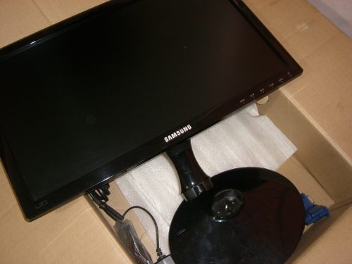 Monitor Samsung 19 Pulgadas. Led