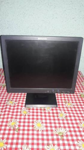 Monitos Lenovo