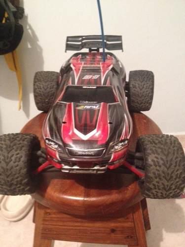 Rematando Traxxas E-revo Vxl: 1/16-scale 4wd 180 Trump Aprov