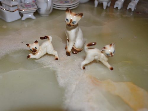 Juego De 3 Gatos Siameses En Porcelana