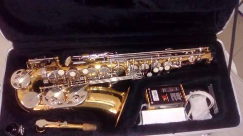 Saxofón Alto Viena