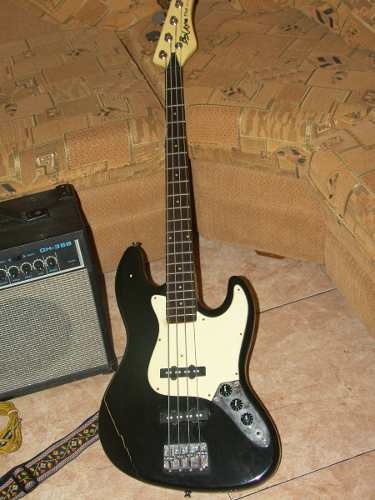 Vendo Bajo Electrico 4 Cuerdas Usado