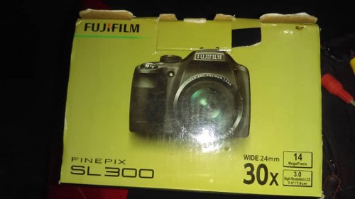 Camara Fujifilm Sl 300 Poco Uso Con Todos Sus Accesorios