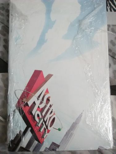 Libro De Astro City Superman Nuevo Original