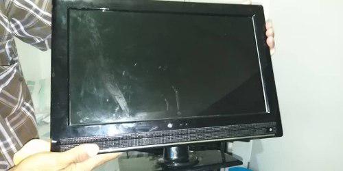 Tv Monitor De 15 Pulg Utech