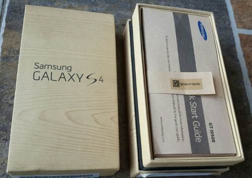 Caja De Celular Samsung S4 En Perfecto Estado Con Sus Manual