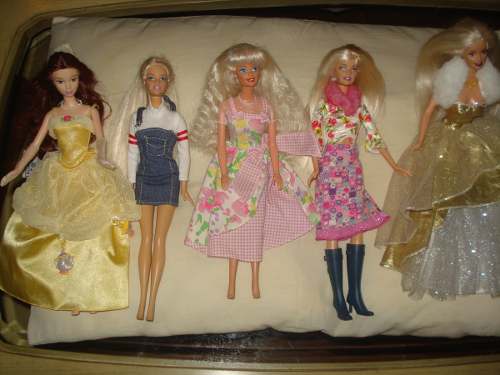 Muñecas Barbie.
