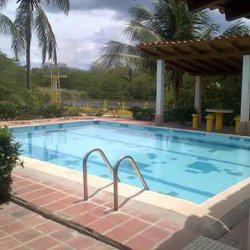 Rio chico alquiler ii. Casa con piscina para 11 personas