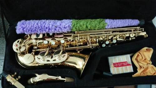 Saxofon Alto Lazarro