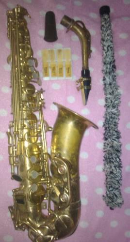 Saxofon Alto Marca Viena