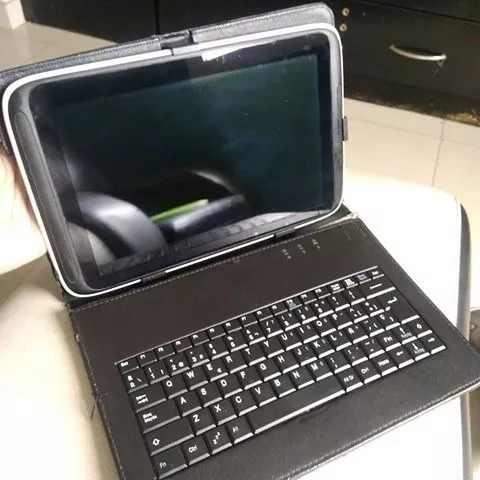 Tablet Con Todos Sus Accesorios